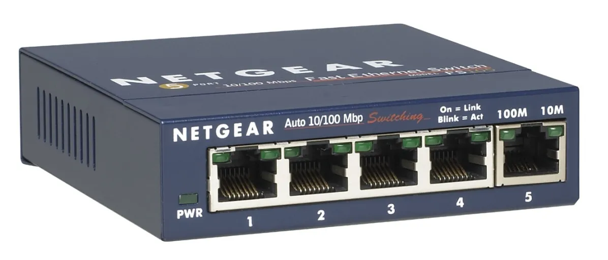 FS105-300UKS - NetGear Fs105 5-Ports 10/100MBps Fast Ethernet Switch